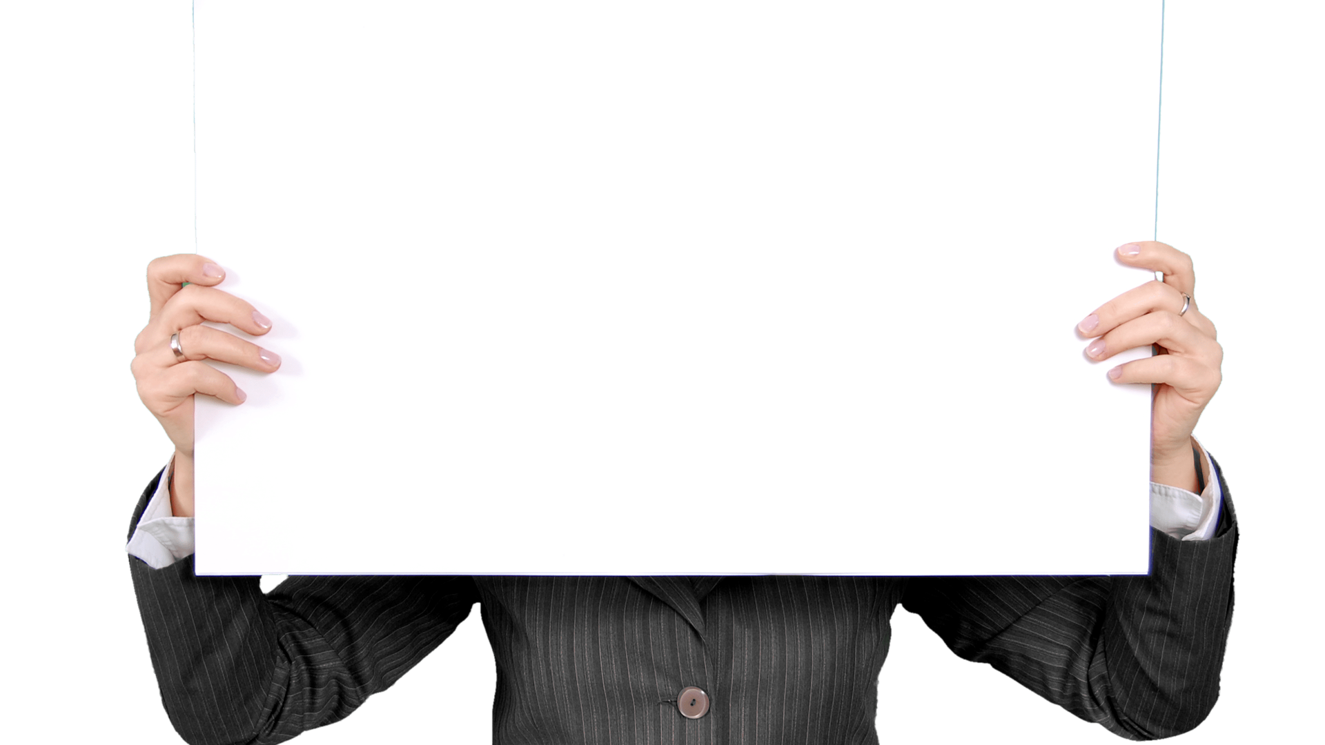 Person In Einem Schwarzen Mantel, Der Weiße Rechteckige Tafel Hält